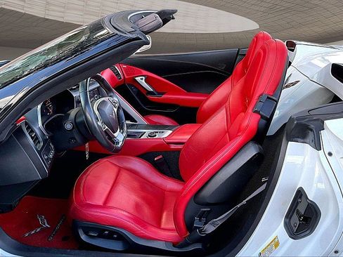 Used 2016 Chevrolet Corvette Stingray Convertible w/ 3LT Preferred Equipment Group RWD image 20