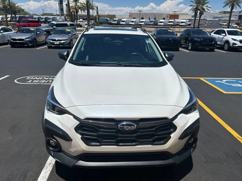 Used 2024 Subaru Crosstrek 2.5i Limited AWD/4WD image 2