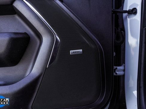 Used 2024 Chevrolet Suburban LT image 14