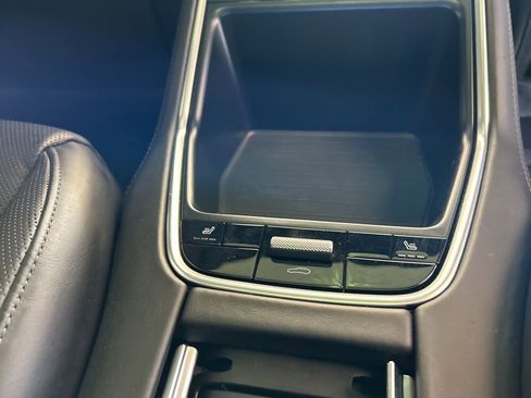 Used 2020 Porsche Panamera GTS image 35