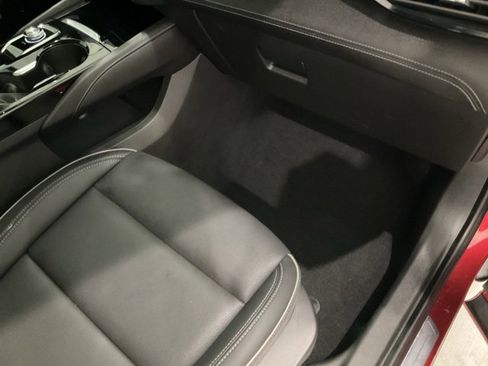 Used 2024 Buick Envision Avenir image 25