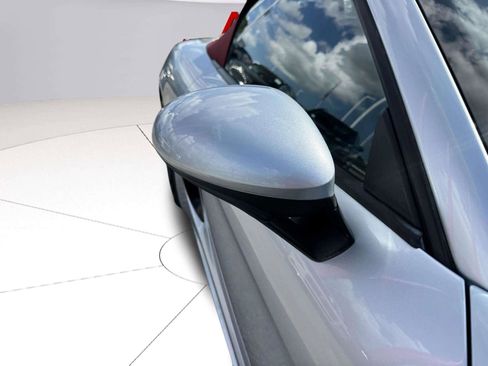 Used 2018 Porsche 718 Boxster RWD image 9