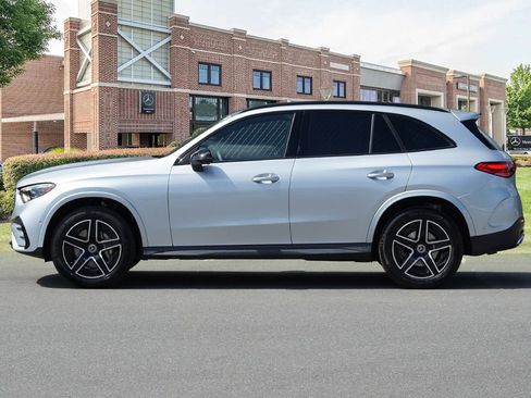 Certified 2023 Mercedes-Benz GLC 300 image 8