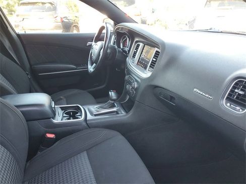 Used 2023 Dodge Charger SXT image 32