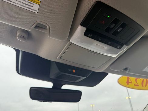 Used 2024 Nissan Pathfinder Platinum image 22