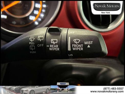 Used 2023 Jeep Wrangler Unlimited Rubicon w/ LED Lighting Group AWD/4WD image 23