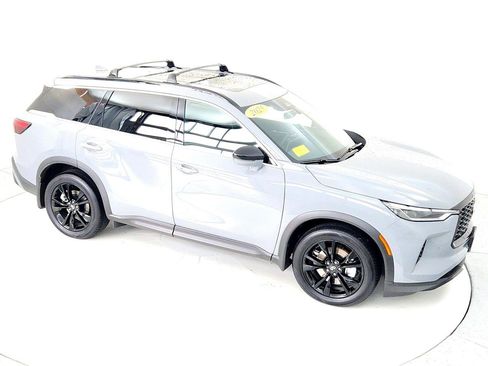 Used 2025 INFINITI QX60 Luxe w/ Black Edition image 19