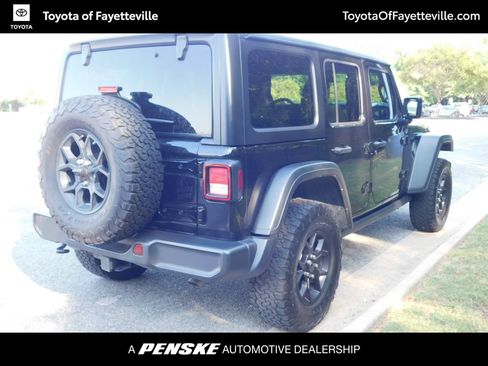 Used 2024 Jeep Wrangler Unlimited Sport AWD/4WD image 6
