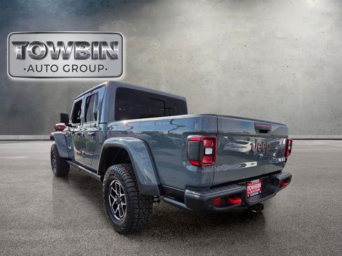 Used 2026 Jeep Gladiator Rubicon AWD/4WD image 6