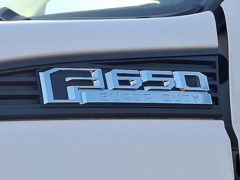 Used 2023 Ford F650 2WD Regular Cab Super Duty image 30