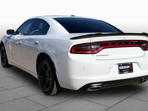 Used 2022 Dodge Charger SXT RWD image 12