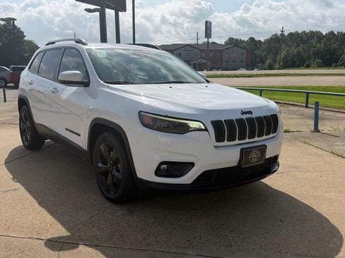 Used 2021 Jeep Cherokee Latitude Plus FWD image 7