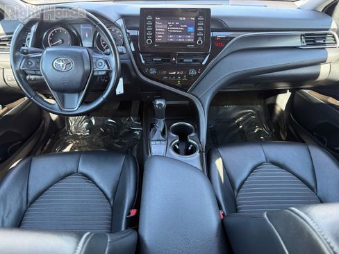 Used 2023 Toyota Camry SE image 26