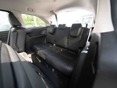 Used 2025 Honda Odyssey EX-L image 24