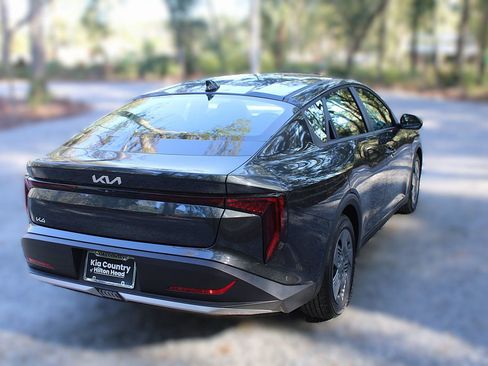 New 2025 Kia K4 LX image 11