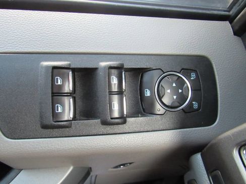 Used 2019 Ford F150 XLT image 37