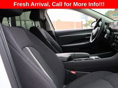 Used 2025 Hyundai Sonata SEL FWD image 7
