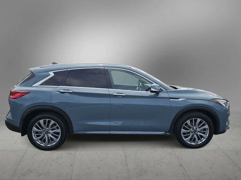Used 2023 INFINITI QX50 Luxe FWD image 9