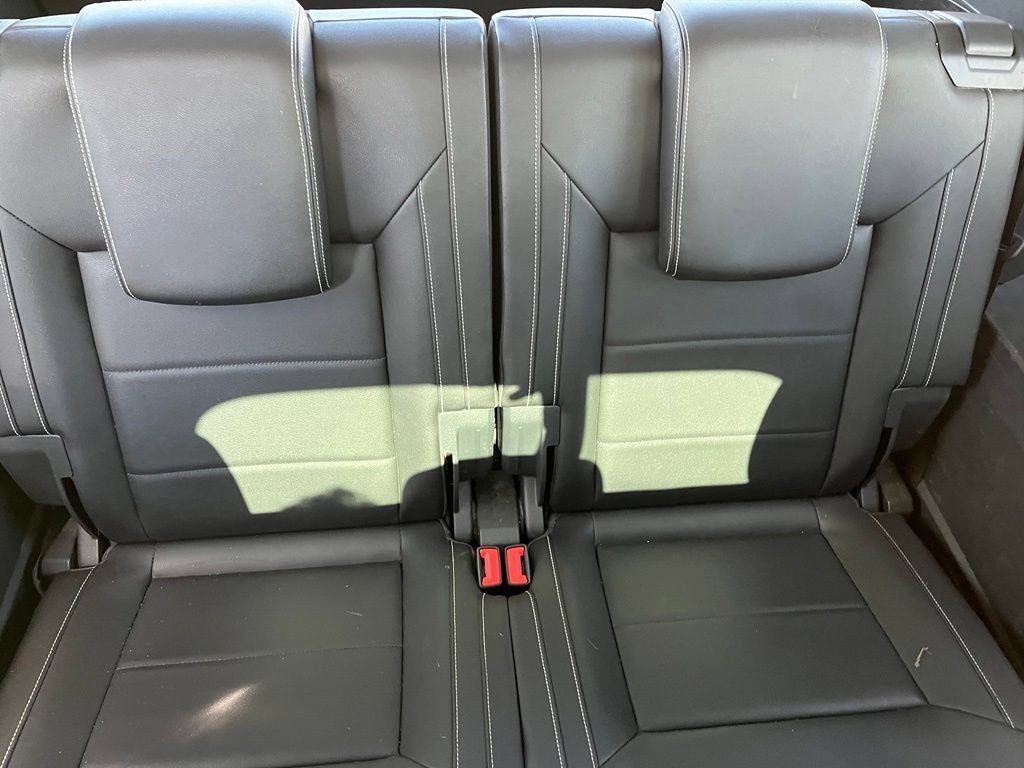 Used 2023 Volkswagen Atlas SE w/ Panoramic Sunroof Package AWD/4WD image 19