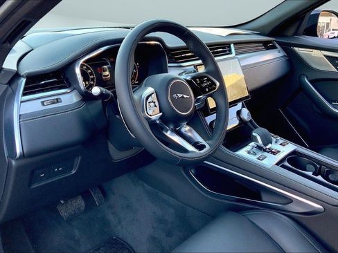 New 2025 Jaguar F-PACE R-Dynamic S AWD/4WD image 2