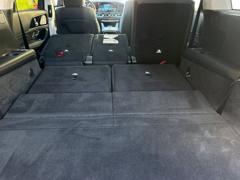 Certified 2023 Mercedes-Benz GLS 450 4MATIC image 36