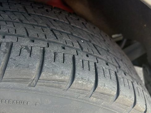 Used 2017 Ford Escape Titanium w/ Equipment Group 301A image 9