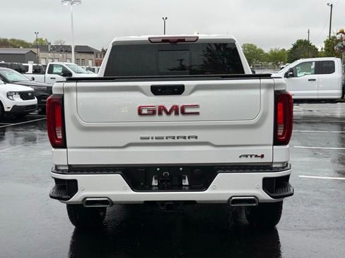 Used 2026 GMC Sierra 1500 AT4 w/ AT4 Premium Package AWD/4WD image 4