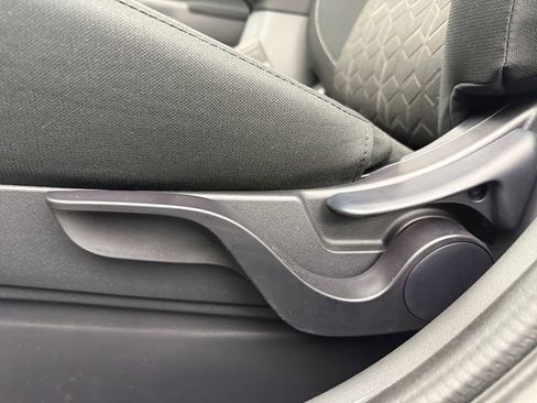 New 2026 Mitsubishi Outlander Sport ES image 13