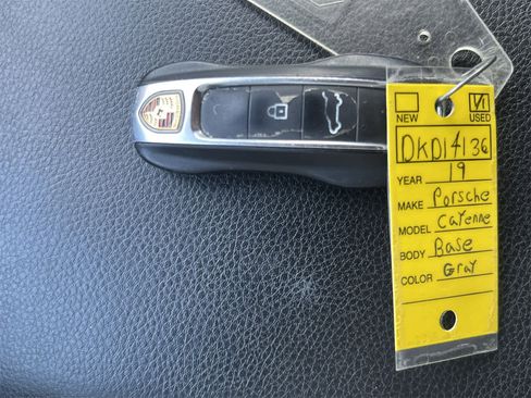 Used 2019 Porsche Cayenne image 36