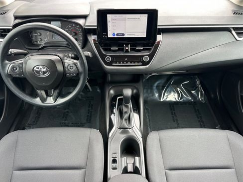 Certified 2025 Toyota Corolla LE image 14