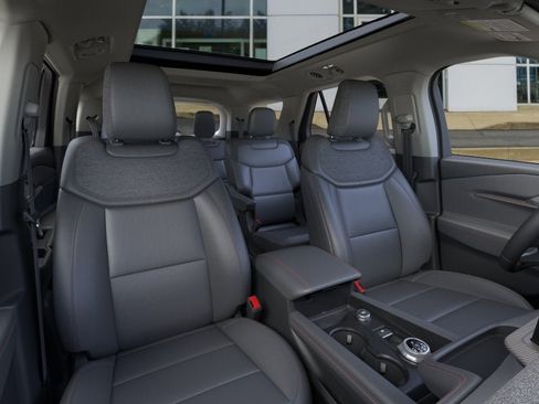 New 2026 Ford Explorer Active AWD/4WD image 10