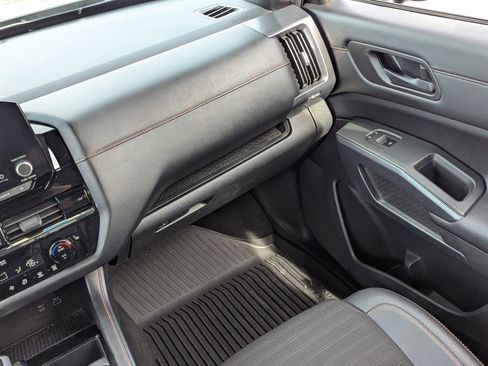 Used 2023 Nissan Pathfinder Rock Creek image 19