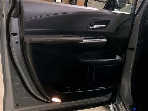 Used 2024 Toyota Sienna XLE Woodland Edition image 20
