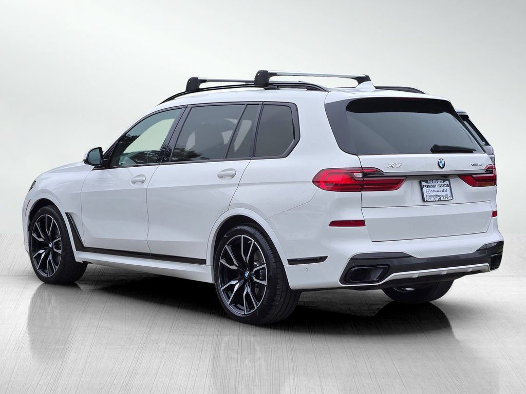 Used 2021 BMW X7 xDrive40i w/ M Sport Package AWD/4WD image 6