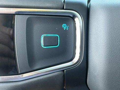 New 2026 Ford Expedition Active image 13