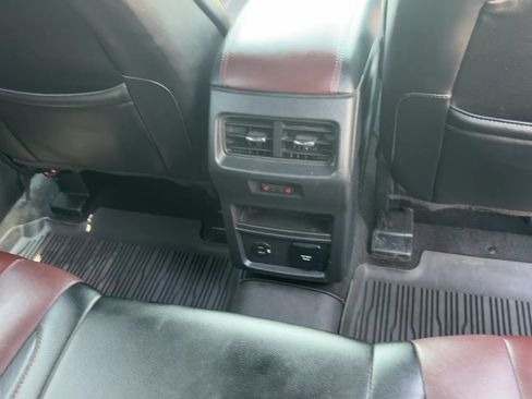 Used 2022 Ford Edge Titanium w/ Equipment Group 301A AWD/4WD image 19