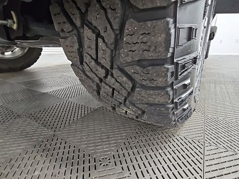 Used 2022 GMC Sierra 1500 AT4 w/ AT4 Premium Package image 49