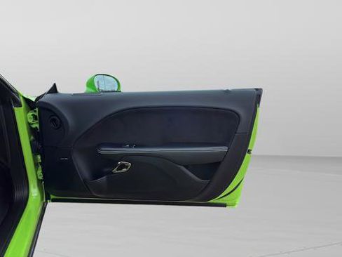 Used 2015 Dodge Challenger SRT Hellcat image 26