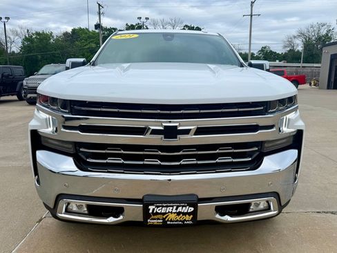 Used 2021 Chevrolet Silverado 1500 LTZ w/ Safety Package II AWD/4WD image 2
