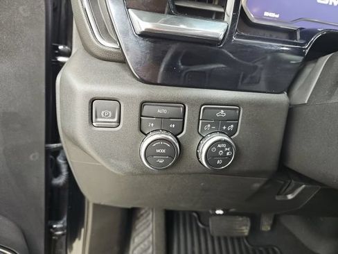Used 2023 GMC Sierra 1500 Elevation AWD/4WD image 10