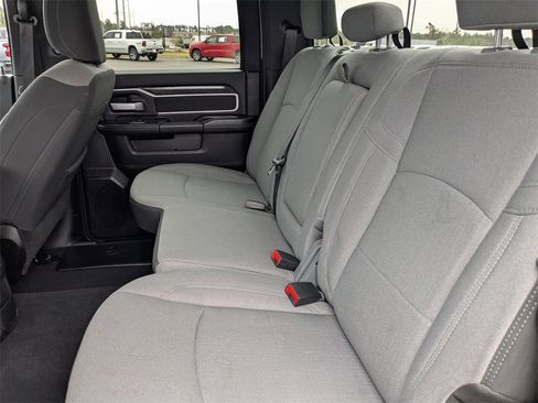 Used 2024 RAM 2500 Big Horn image 13