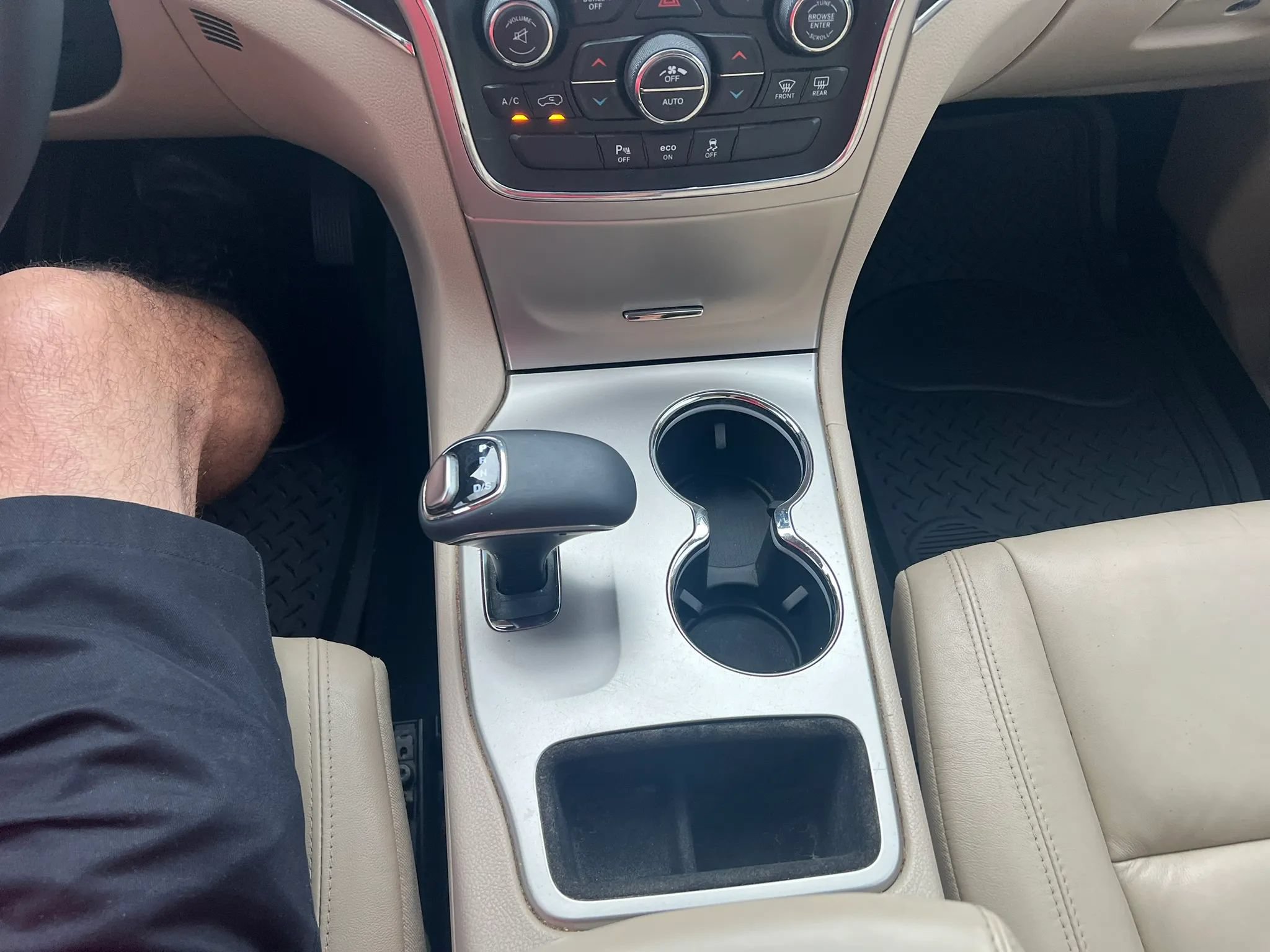 Used 2014 Jeep Grand Cherokee Limited RWD image 11