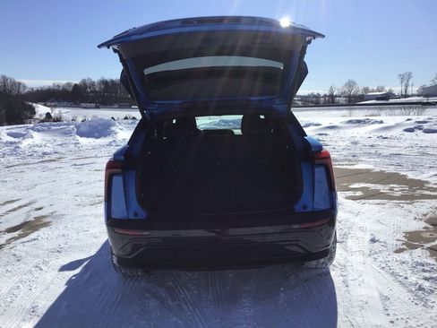 Used 2024 Chevrolet Blazer EV RS image 5