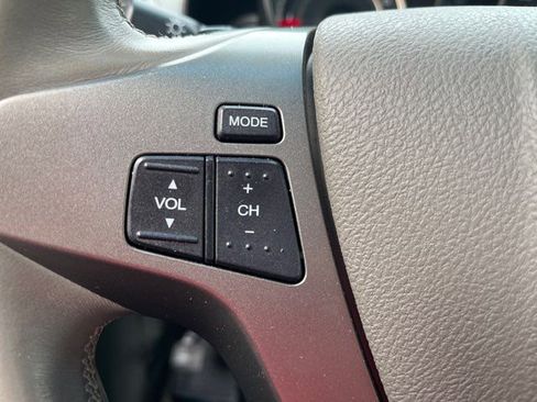 Used 2011 Acura MDX SH-AWD 3rd Row image 21