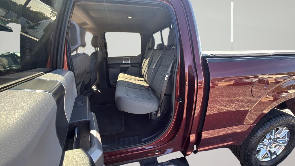 Used 2015 Ford F150 XLT w/ Equipment Group 302A Luxury AWD/4WD image 32