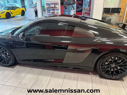 Used 2017 Audi R8 V10 plus AWD/4WD image 5