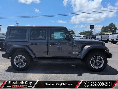 Used 2020 Jeep Wrangler Unlimited Sahara AWD/4WD image 6