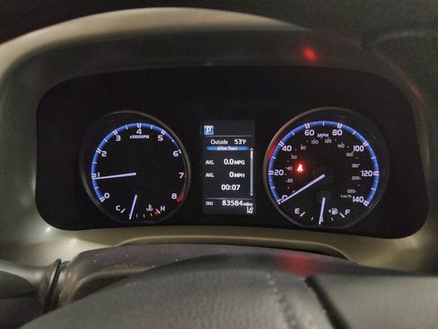 Used 2017 Toyota RAV4 LE image 23