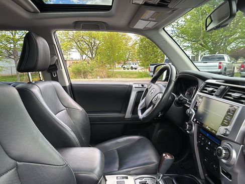 Used 2023 Toyota 4Runner Limited AWD/4WD image 24