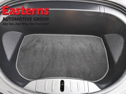 Used 2018 Tesla Model 3 RWD image 7